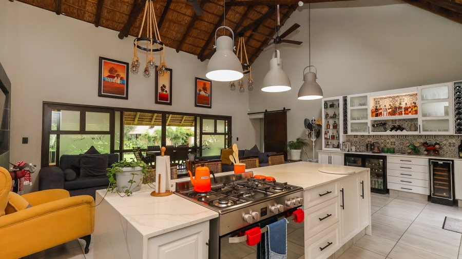 2 Bedroom Property for Sale in Lakeland North West